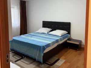 Inchiriez garsoniera cf.1 Onesti — miniatura 4