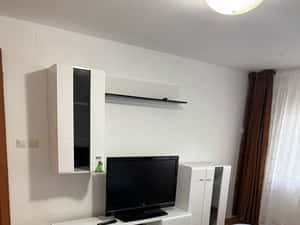 Inchiriez garsoniera cf.1 Onesti — miniatura 5