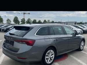 Skoda Octavia 2.0 dsg 2021 Panoramic 160.000km reali scaune ventilate — miniatura 3