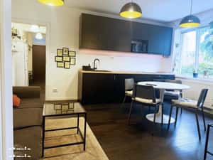 Apartament in Zona Centrala - 3 Camere | Etaj 2/3 | Mobilat si Utilat — miniatura 3