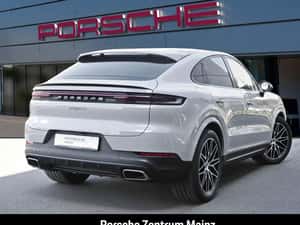 Porsche Cayenne Hibrid SUV 2018 470 cp — miniatura 3