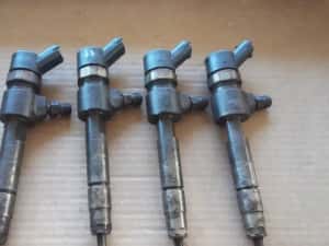 Set injectoare Opel astra H 1.9 CDTi 150 CP Zafira B 1.9 CDTi — miniatura 2