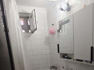 apartament 3 camere de vanzare — miniatura 6