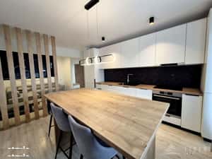Apartament 2 camere, ultrafinisat balcon 12 mp – Aurel Vlaicu,Marast