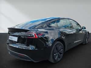 Tesla Model 3 Berlină electrică second-hand — miniatura 3