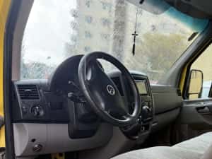 Volkswagen crafter 2.5 tdi — miniatura 3