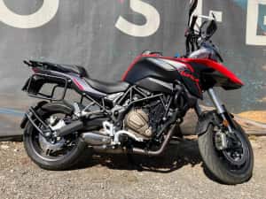 Motocicleta QJ Motor SRT 700 ! Echipare de top! — miniatura 3
