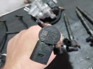 Kit injectie (pompa, rampa, injectoare) 04B130755H 28565337 04L130093 — miniatura 5