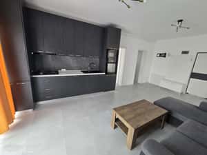 Apartament mobilat/utilat 3 camere modern + terasă + 2 parcări — miniatura 1