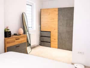 Apartament modern 2 camere, finisaje premium, 8 min metrou + parcare — miniatura 1