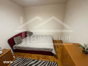 Apartament cu 3 camere, 48mp, Zona UMFST — miniatura 4