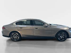 BMW 550 Hibrid Second-hand de vânzare — miniatura 3