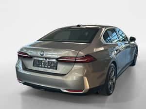 BMW 550 Hibrid Second-hand de vânzare — miniatura 6