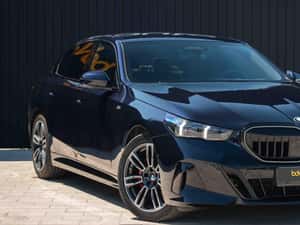 BMW 520d xDrive M-Sport - Modelul nou — miniatura 4