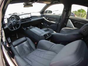 BMW 520d xDrive M-Sport - Modelul nou — miniatura 6