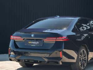 BMW 520d xDrive M-Sport - Modelul nou — miniatura 7