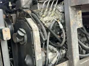 Motor Cummins b3.9 pentru excavator — miniatura 2