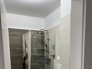 Inchiriez Apartament 2 camere cu terasa si balcon. — miniatura 4