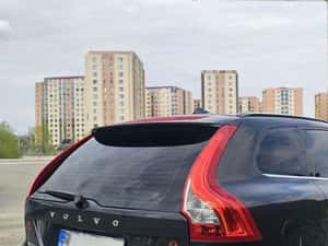 Volvo XC60 Manuală 180 HP Diesel, 2010 — miniatura 2