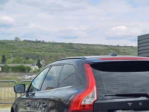 Volvo XC60 Manuală 180 HP Diesel, 2010 — miniatura 3