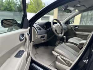 Renault Megane 2 • 1.5dci 6+1Trepte • 105cp• Euro4• Privigele Full•2007•Impecabil•intretinut• Pret discutabil• — miniatura 6