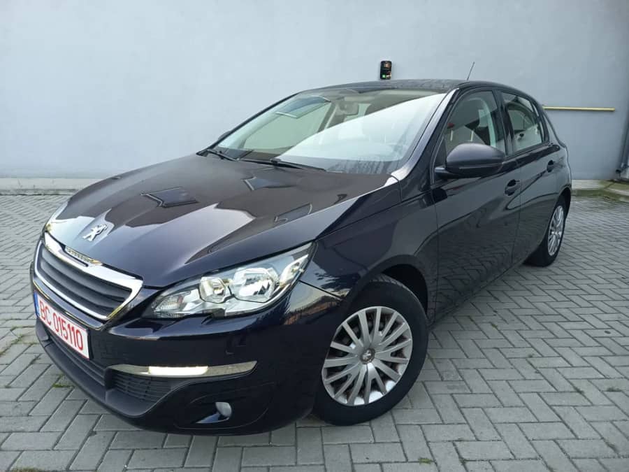 Peugeot 308  Benzina doar140mii km — fotografie 1 din 10