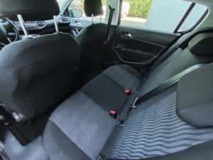 Peugeot 308  Benzina doar140mii km — miniatura 5