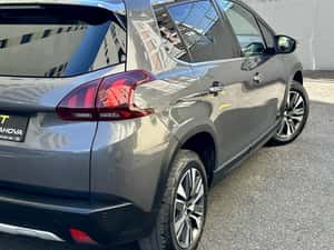 Peugeot 2008 Automată 110 HP Benzină — miniatura 6