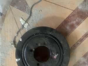 3 Roți și o fulie motor Opel Astra H an 2008 — miniatura 2