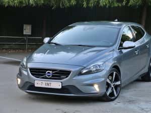 Volvo V40 - 2.0D // R-Design — miniatura 10