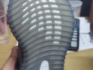 Adidas yeezy boost 350 v2 — miniatura 4