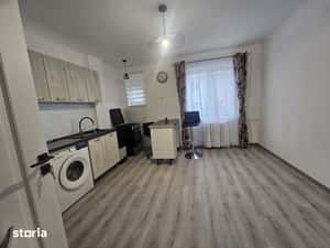 Inchiriez microapartament central, renovat, mobilat, centrala — miniatura 4