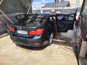BMW 320 Manuală 135 HP Diesel — miniatura 6