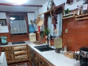 Cabană pe Valea Porumbacului    cu ciubar — miniatura 5