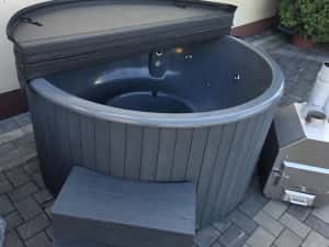 Ciubar din fibra cu jacuzzi si soba exterioara — miniatura 5