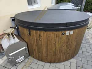 Ciubar din fibra cu jacuzzi si soba exterioara — miniatura 9