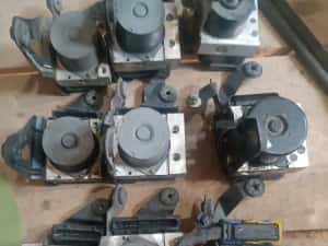 Pompa frana abs esp Megane3 Fluence Scenic3 Megane2 Clio2 / 3 Laguna2 Koleos egr clapeta acceleratie motor cutie automata Renault Laguna2 Megane2 Clio — miniatura 4