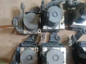 Pompa frana abs esp Megane3 Fluence Scenic3 Megane2 Clio2 / 3 Laguna2 Koleos egr clapeta acceleratie motor cutie automata Renault Laguna2 Megane2 Clio — miniatura 6