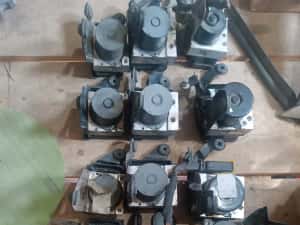 Pompa frana abs esp Megane3 Fluence Scenic3 Megane2 Clio2 / 3 Laguna2 Koleos egr clapeta acceleratie motor cutie automata Renault Laguna2 Megane2 Clio — miniatura 7
