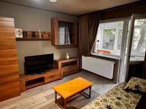Apartament 2 camere semidecomandat, etaj 1 , zona Curtea de Apel — miniatura 1