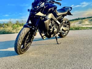 Yamaha Mt-09 2021 — miniatura 3