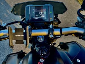 Yamaha Mt-09 2021 — miniatura 4
