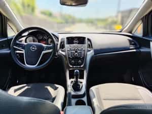 Opel Astra Sports Tourer 1.7CDTI 125CP 2012 — miniatura 5