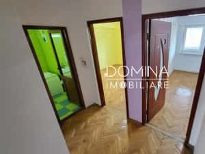 Vânzare apartament cu 3 camere, ULTRACENTRAL, 99 mp, strada Victoriei pietonal — miniatura 5