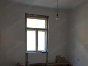 2 cam doua bai centrala proprie zona Iosefin — miniatura 5