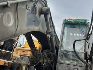 Altă componentă a cabinei pentru excavator Volvo EC 360 L — miniatura 2
