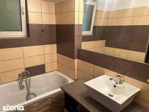 Inchiriez apartament zona centrala — miniatura 6