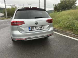 VW Passat Variant Highline 2.0 Bi TDI 4 Motion — miniatura 4