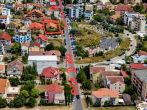 Vilă-Mamaia Nord ,langă plajă.11 camere, rezidențial, pensiune.