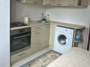 Apartament cu o camera de inchiriat in zona Buziasului — miniatura 2